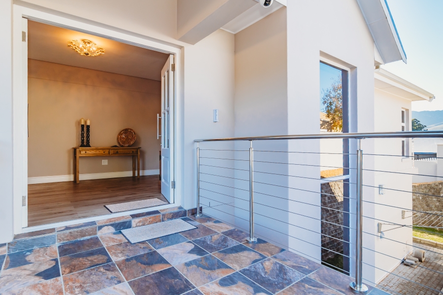 3 Bedroom Property for Sale in Heather Park Western Cape